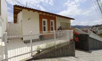 Imagem 4: Casa em Rua Senador Nilo Coelho - Jardim Vitória - Poços de Caldas/MG