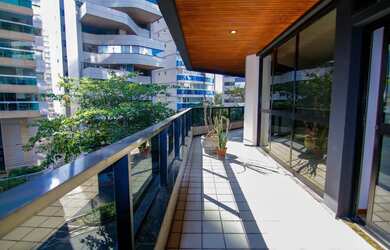 Imagem 4: Amplo apartamento 4 suítes para alugar na Praia do Canto