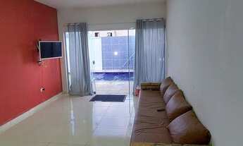 Imagem 6: Casa de praia com picina