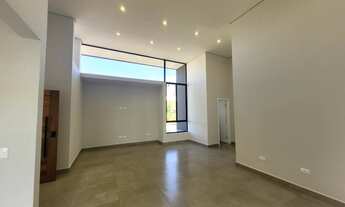 Imagem 4: Casa nova com 3 suítes e piscina para venda em condomínio fechado na cidade de Boituva/SP