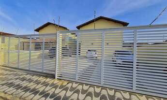 Imagem 2: Sobrado em condomínio com piscina proximo a praia