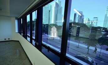 Imagem 5: Sala comercial no centro de Alphaville