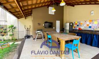 Imagem 2: CASA DUPLEX EXEMPLARMENTE MONTADA COM LOCALIZAÇÃO PERFEITA