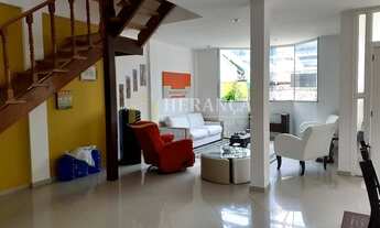 Imagem: MARAVILHOSA CASA DUPLEX EM VARGEM GRANDE