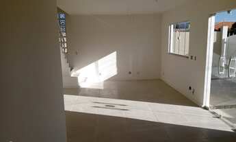 Imagem 6: Linda casa ampla sala com 2 quartos sendo 1 suite Praia de Itaipuaçu JAL