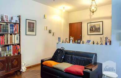 Imagem 3: Apartamento à Venda - Sagrada Família, 2 Quartos, 60 m²