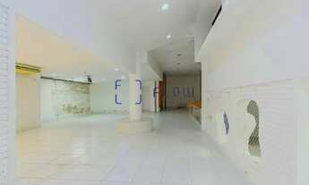 Imagem 7: Casa com 3 Quartos à Venda, 600m²