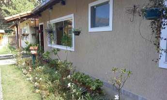 Imagem 2: Casa em Condomínio para Venda em Teresópolis, Albuquerque, 3 dormitórios, 1 suíte, 2 banhe