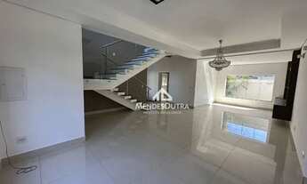 Imagem 5: Casa de alto padrão para alugar no condomínio Alphaville, com 4 quartos