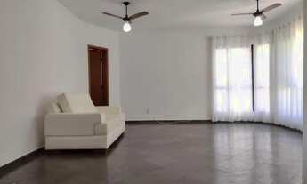 Imagem 4: Praia das Pitangueiras / 03 dormitórios com piscina e churrasqueira / 02 vagas