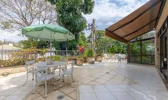 Imagem 4: Casa de 565m² a Venda no Pacaembu Com 4 Dormitorios, Sendo 4 Suítes e 4 Vagas