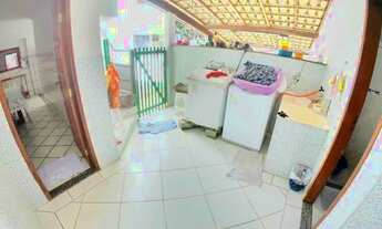 Imagem 5: Barcelona!<br><br>- Casa com 125 m² de área construída - 3 Quartos - 2 Banheir