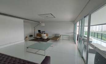 Imagem 6: Apartamento para venda possui 678 metros quadrados com 5 quartos