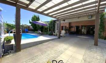 Imagem 6: Casa 4 Dormitórios 2 suítes - Bairro Centro