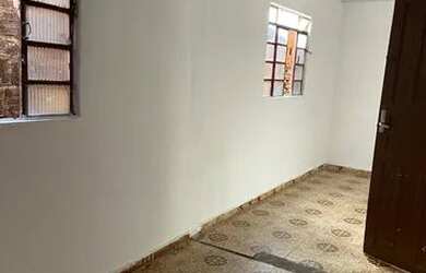 Imagem 2: Aluga-se Barracão 2 Qts na Av. Padre Wendel