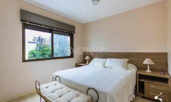 Imagem 7: Apartamento para venda tem 80 metros quadrados com 2 quartos em Rio Branco - Porto Alegre