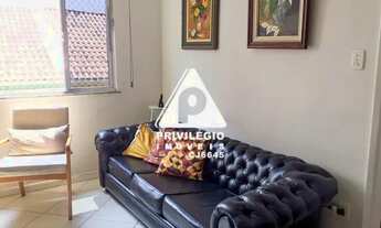 Imagem 5: Em Botafogo, excelente casa em vila charmosa: são 2 quartos, cozinha planejada e área exte