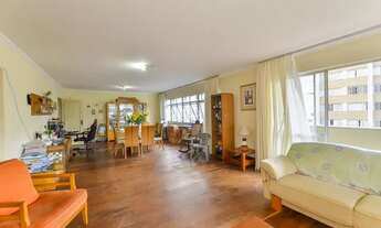 Imagem 2: Apartamento para venda possui 305 metros quadrados com 3 quartos em Água Verde - Curitiba