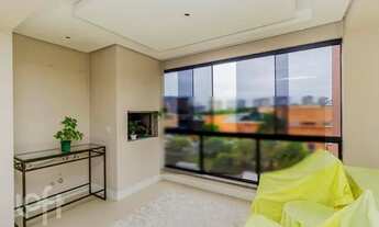 Imagem 6: Apartamento para venda tem 99 metros quadrados com 3 quartos em Passo da Areia - Porto Ale