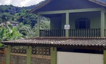 Imagem 3: Casa para Venda em Nova Friburgo, Amparo, 2 dormitórios, 1 suíte, 2 banheiros, 2 vagas