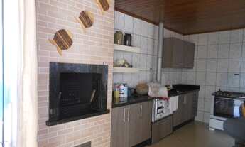 Imagem 5: Residencia na Rua Raynoldo Morbis 35 Bairro Cajuru, Valor R$-1.100.000,00