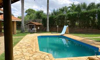 Imagem 3: Casa de condomínio para aluguel possui 1660 metros quadrados com 3 quartos