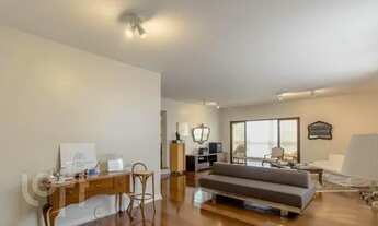 Imagem 9: Apartamento à venda em Vila Andrade com 320 m², 4 quartos, 2 suítes, 4 vagas