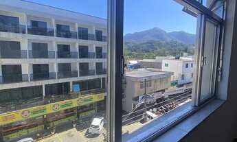 Imagem 4: Apartamento reformado com 2 quartos e garagem à venda na principal do Bela Vista/Olaria, N