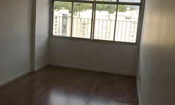 Imagem 2: Apto Centro, frente, amplo, infraestrutura, Rua 16 de março, excelente preço - Petrópolis