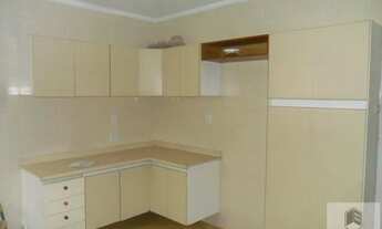 Imagem 4: Sobrado com dois dormitórios, dois banheiros, mais um quarto nos fundos