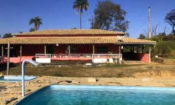 Imagem: Sítio de 5.000 metros com piscina e água