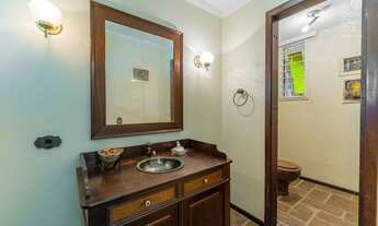 Imagem 7: Casa em Condomínio no Jardim Europa, 04 Suítes, 05 Vagas, Piscina, Bacacheri, Curitiba