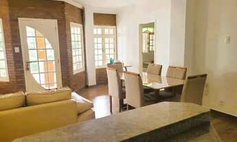 Imagem 4: Casa com estilo colonial em condomínio fechado por R$760.000