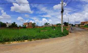 Imagem 2: Vendo terreno na entrada do bairro são Geraldo II