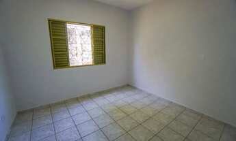 Imagem 2: Casa de 140 m² com 3 quartos para alugar, por R$ 3.500/mês no Jardim Atlântico em Goiânia