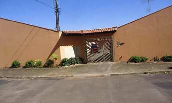 Imagem: Apartamento térreo com quintal