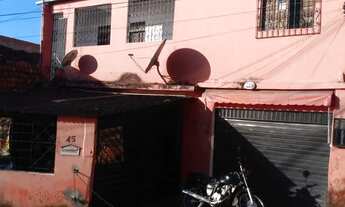 Imagem 4: ALUGO ? CASA Casa com 1 dormitório