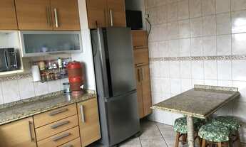 Imagem 4: Sobrado com 3 dormitórios, sendo 02 vagas de garagens coberta, a 5 minutos da estação Capã