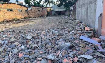 Imagem 6: TERRENO 490m2 NO ADRIANÓPOLIS/V8