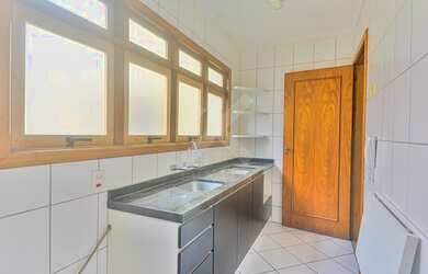 Imagem 7: PORTO ALEGRE - Padrão - Petropolis