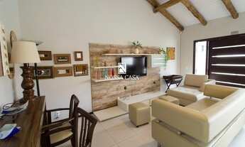 Imagem 2: Casa para venda possui 310 metros quadrados com 4 quartos em Praia da Cal - Torres - RS