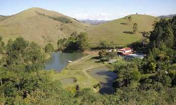 Imagem 3: Vendo ou troco lindo sítio com lago muito grande, fartura de agua