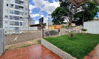 Imagem 2: Terreno com casa no centro de Cascavel para vendas