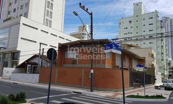 Imagem 2: Sobrado de esquina em Balneário Camboriú