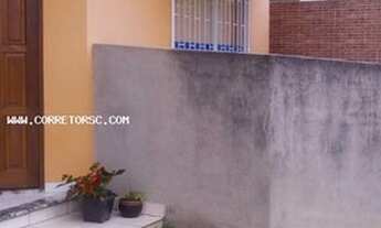 Imagem 2: Casa para Venda em Palhoça, Madri, 4 dormitórios, 2 banheiros, 2 vagas