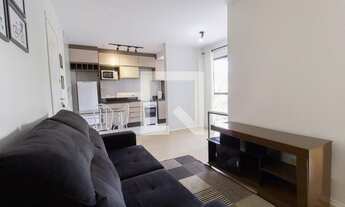 Imagem 4: Apartamento para Aluguel - Água Verde, 2 Quartos, 50 m2