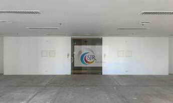 Imagem 2: Conjunto comercial de 258 m² para locação, com ótima localização no Brooklin e excelente v