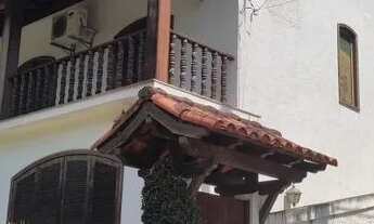 Imagem: Casa estilo colonial. Lt br gt lt br gt