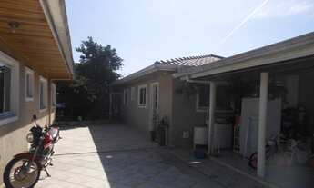 Imagem 2: Residencia na Rua Raynoldo Morbis 35 Bairro Cajuru, Valor R$-1.100.000,00