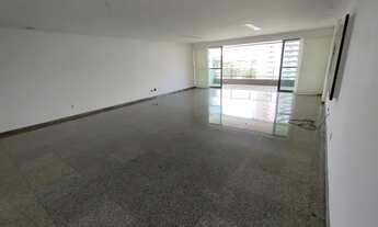 Imagem 2: Apartamento para aluguel tem 235 metros quadrados com 4 quartos em Monteiro - Recife - PE